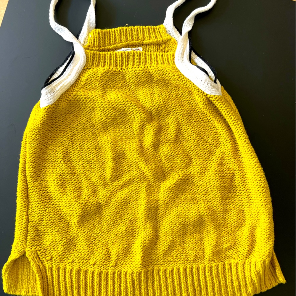 💛🖤🤍 Anthro CROCHET TOP 🤍🖤💛